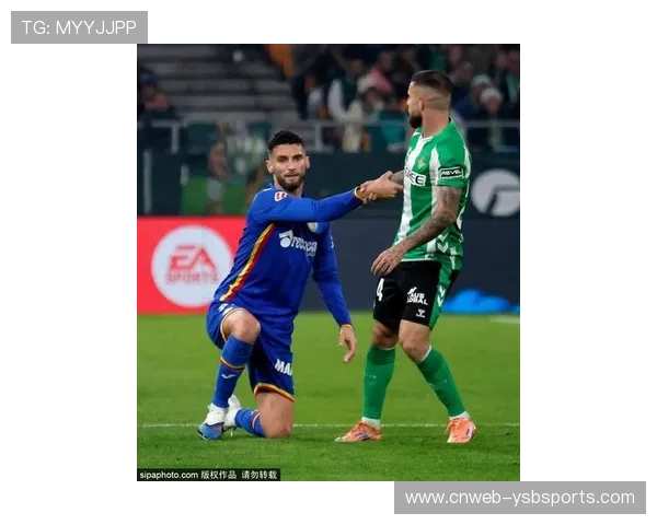 瓦伦西亚防线重组，新赛季面临高风险挑战